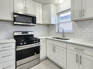 4904 N Harlem Ave APT 2W, Harwood Heights, IL 60706