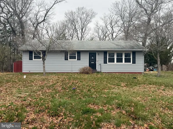 24 Hartz Dr, Bridgeton, NJ 08302