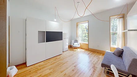 Rented by Bond New York