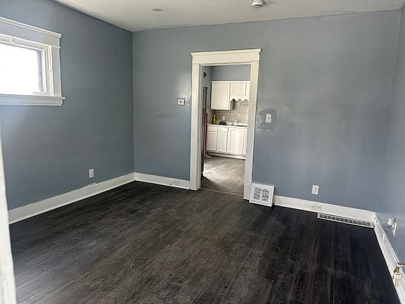 2nd image of 11432 Continental Ave Unit 2
