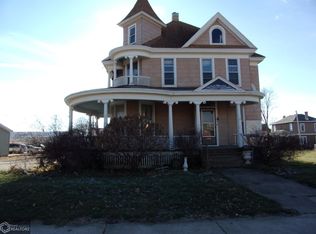 108 W Church St, Marshalltown, IA 50158