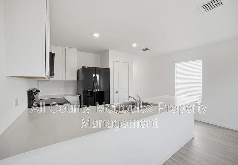 6225 Kingfisher Way — Photo 18