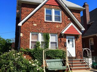 87 Piccadilly Downs, Lynbrook, NY 11563