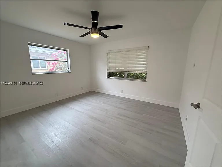 7311 NW 57th Dr — Photo 19