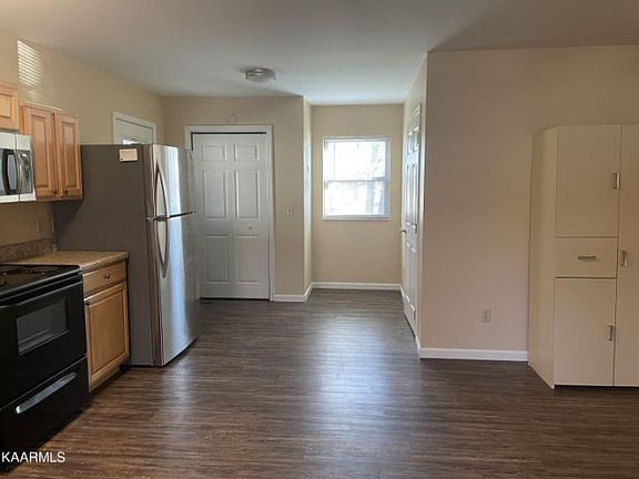 4th image of 57 Sanje Ct