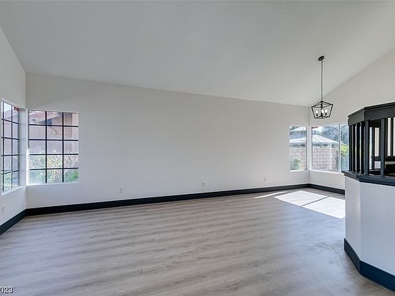5th image of 7499 Parnell Ave