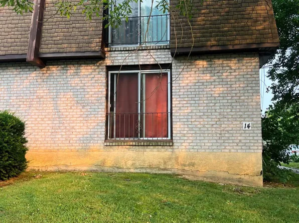 14 Kern St, Collingdale, PA 19023