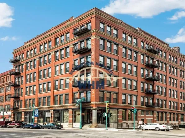 141 N Water St, Milwaukee, WI 53202