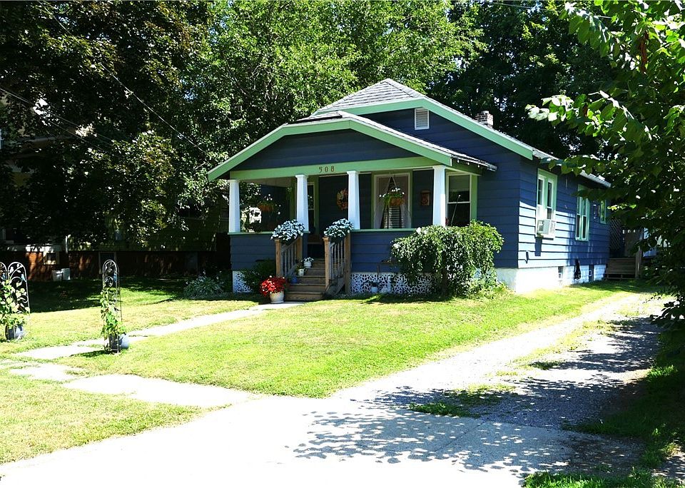 1st image of 508 Blaine St