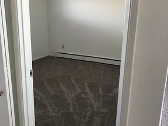 3rd image of 130 W Kent Ave APT 5