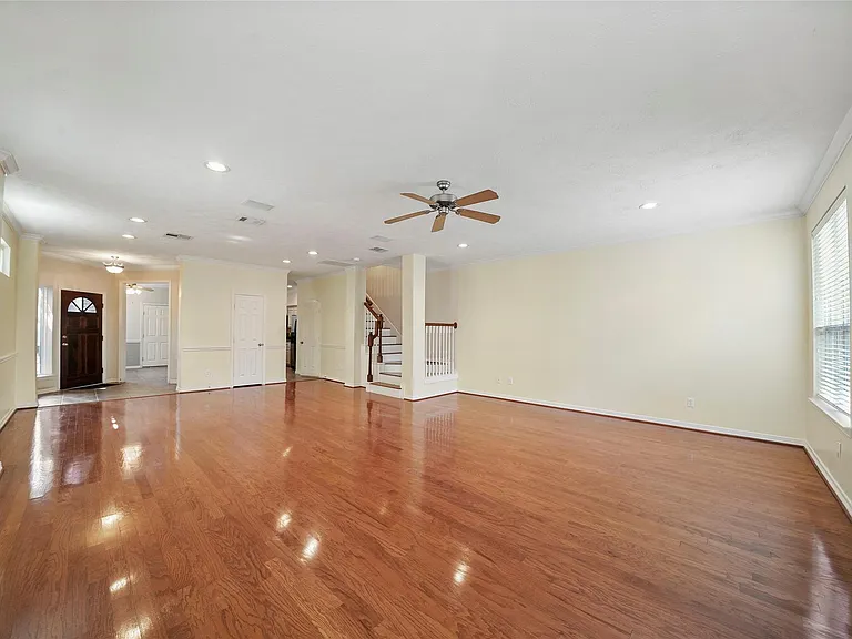 5830 Petty St — Photo 5