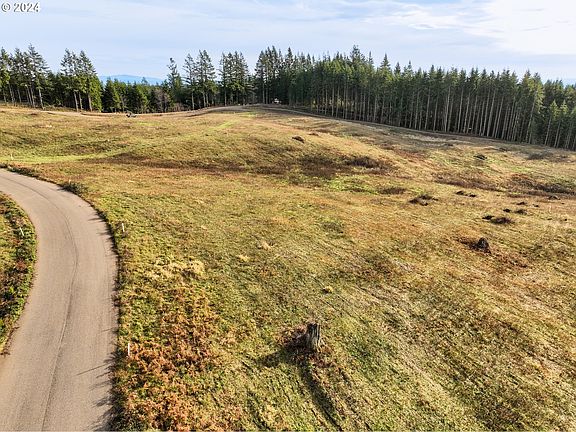 5th image of 125 Resort Ln #1