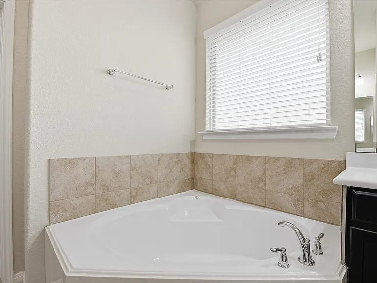 23207 Verita Ct — Photo 21