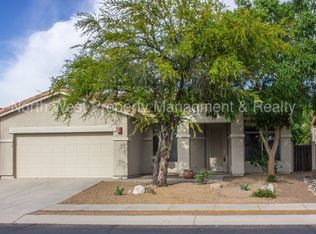 13647 N Carlynn Cliff Dr, Oro Valley, AZ 85755
