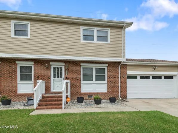 103 Valley Court, Jacksonville, NC 28540