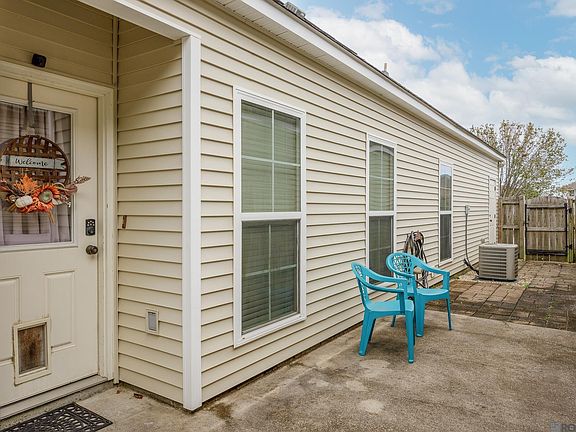 5th image of 40445 Sagefield Ct