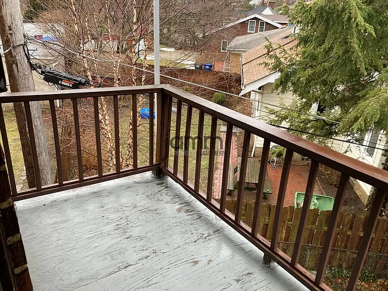 17724 Hilliard Rd — Photo 16