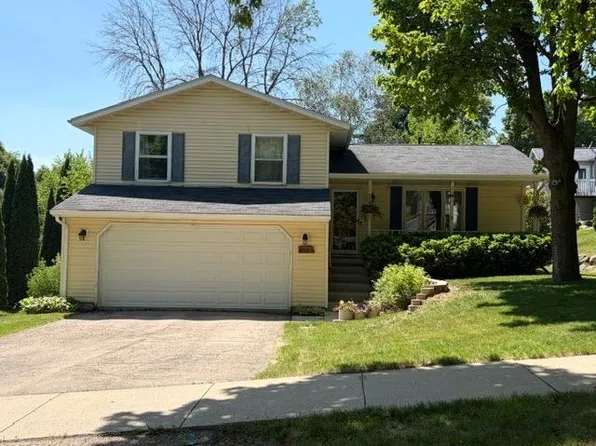 621 Seven Nations Dr, Madison, WI 53713