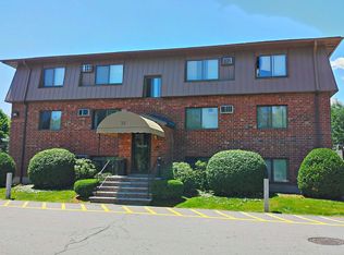 35 Log St, Manchester, NH 03102