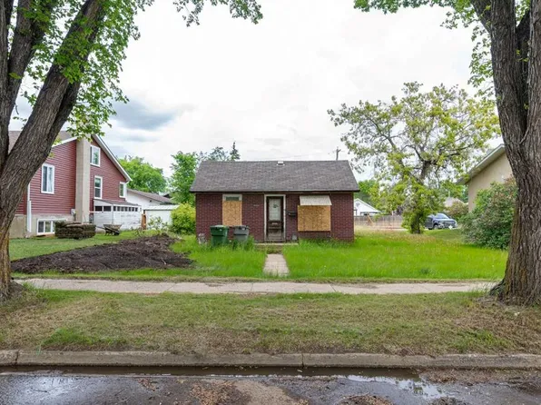 4732 S 47th St, Lloydminster, SK S9V 0K1