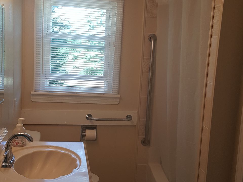 Full Bath