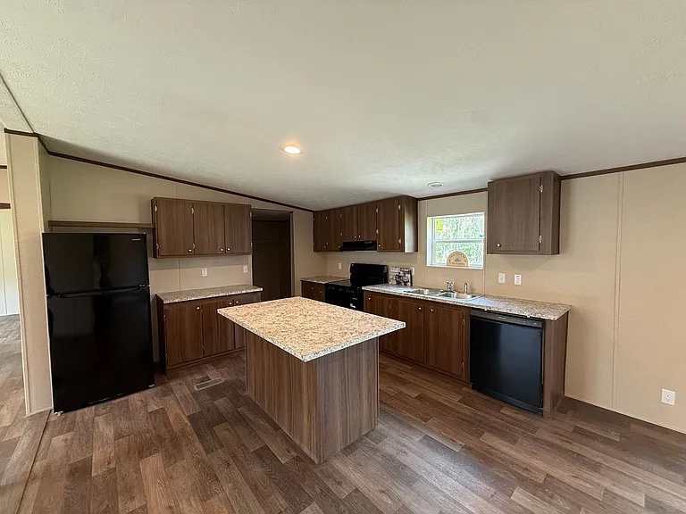4246 La Salle Ave — Photo 7