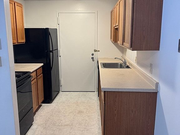 2nd image of 2 Village Hill Ln APT 7