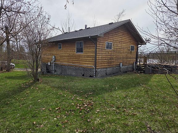 3rd image of 1695 White Ash Way #C