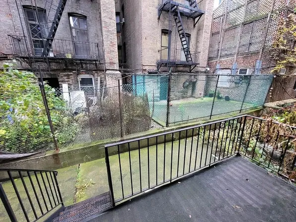 217 East 82nd Street image 1 of 8