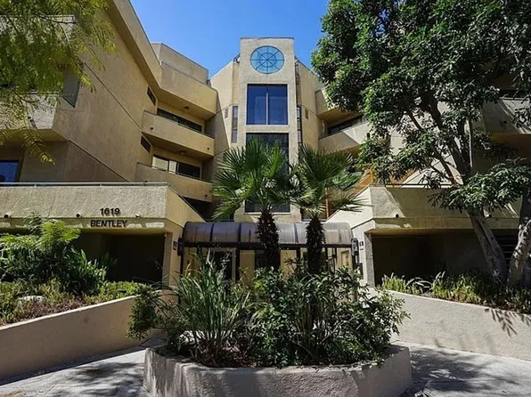 1619 Bentley Ave, 1619 S Bentley Ave APT 304, Los Angeles, CA 90025