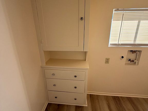 4th image of 79 1/2 6th St