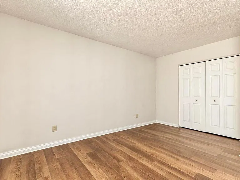 9178 N Swan Cir — Photo 5