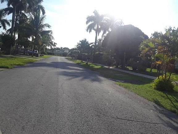 5th image of 15278 Leisure Dr