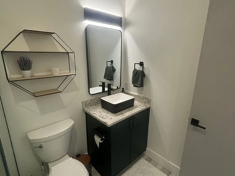 415 E 7th Ave #B — Photo 7