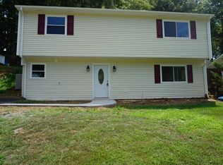 1541 Glenwood Dr SE, Roanoke, VA 24014
