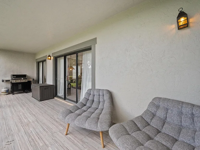 11355 Pond View Dr #D104 — Photo 23