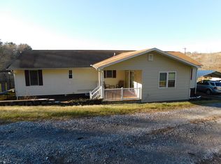 121 Memory Ln, Tazewell, VA 24651