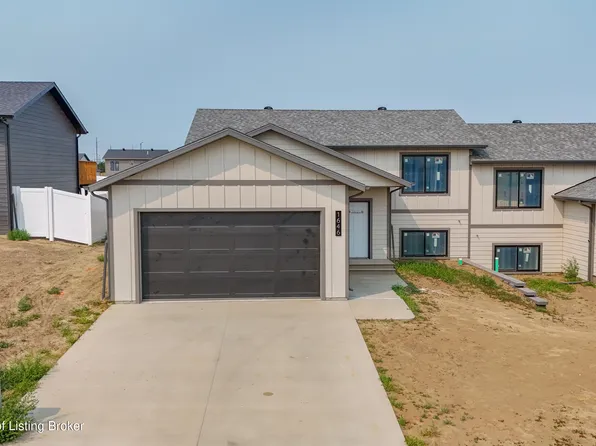 1646 Marilyn Way, Dickinson, ND 58601