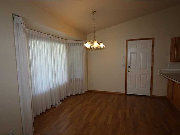 4th image of 3395 Avenue F