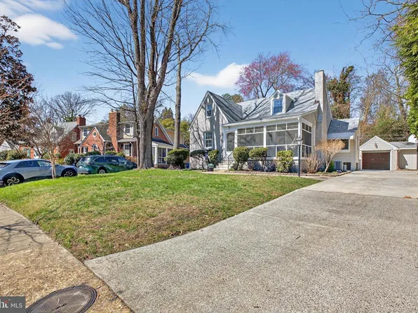 4643 17th St N, Arlington, VA 22207