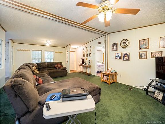 3rd image of 117 Ava Kiser Dr