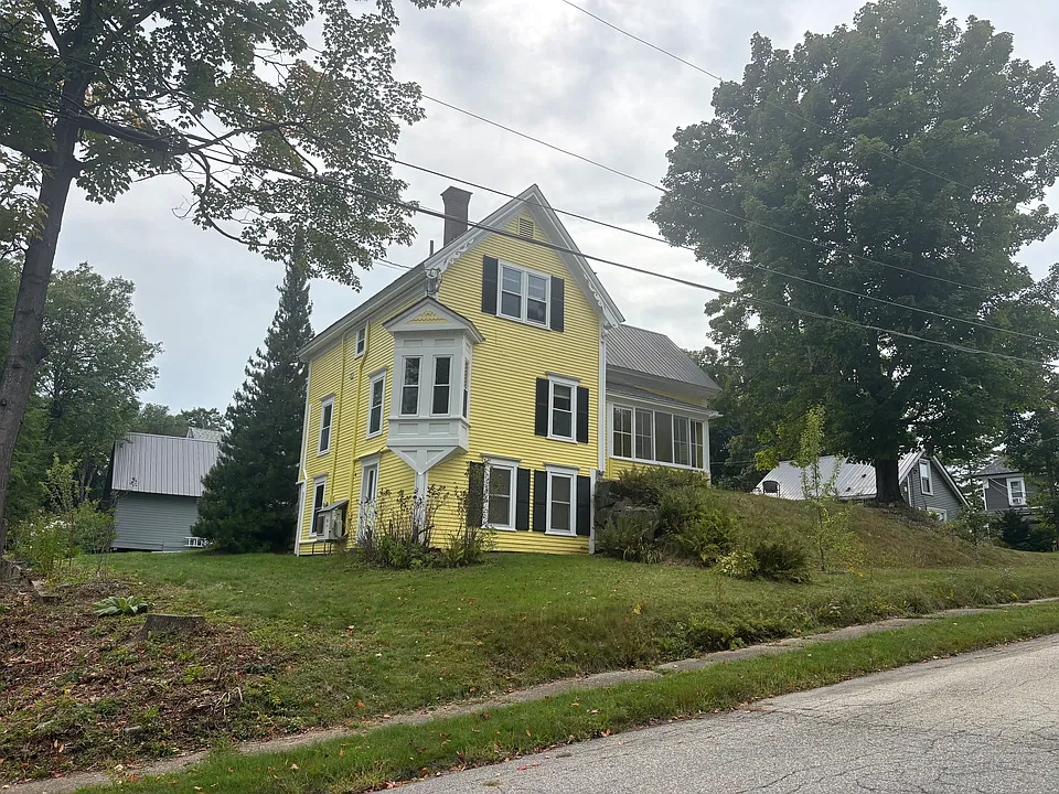 4 Rogers St