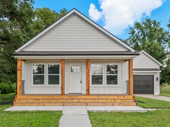 1202 Silver St, Ashland, NE 68003