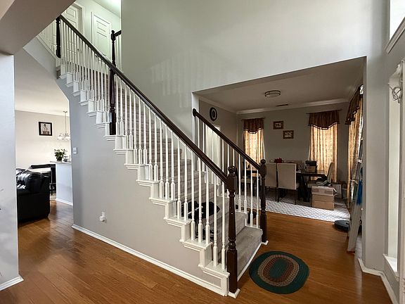 5th image of 2021 Reddenson Dr