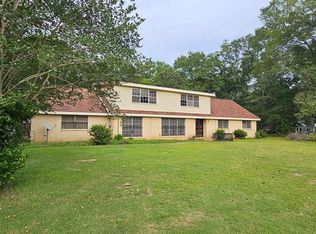 1594 Denton Rd, Dothan, AL 36303