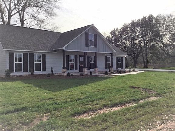 2nd image of 114 Cottage Oaks Dr