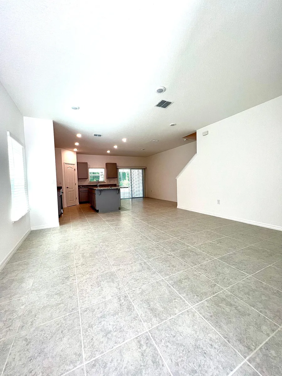 Building Photo - 12516 NW 7th Pl