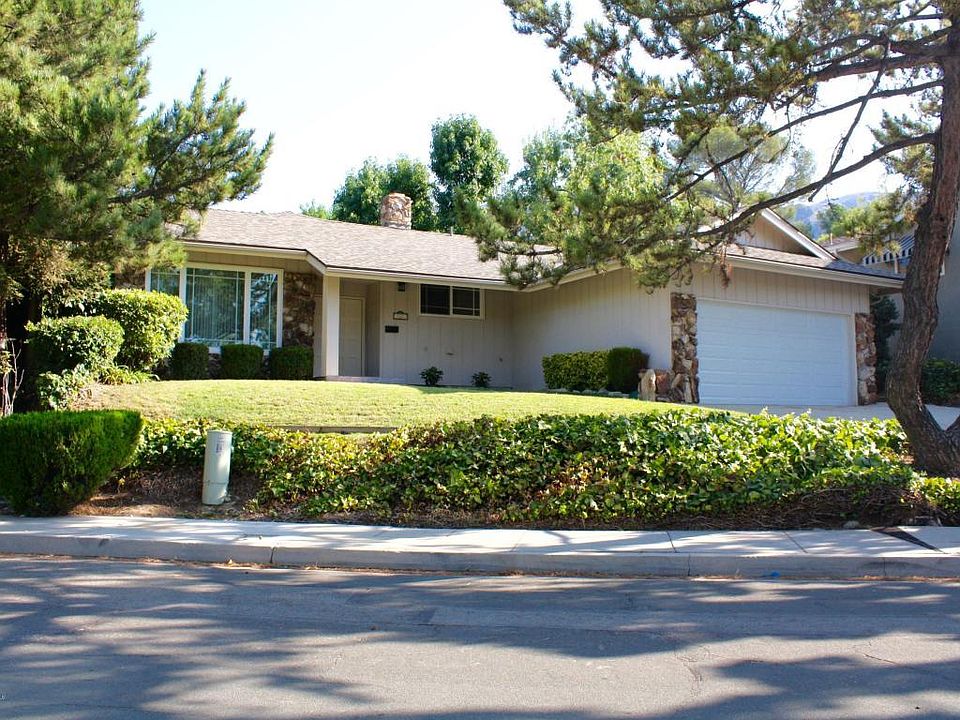 1st image of 3621 Los Amigos St