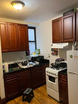 Rented by Point NYC | media 15