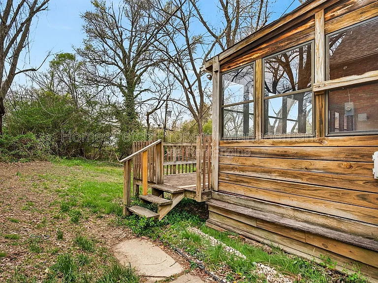 8817 Shady Grove Ave — Photo 11